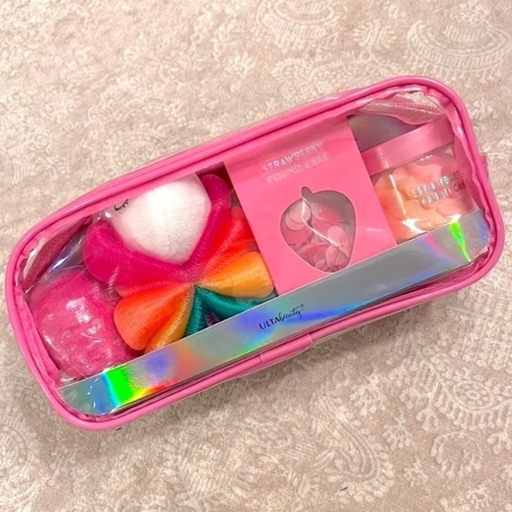 Brand New Ulta Beauty Strawberry Pound Cake Bath Set Loofa Bath Bomb Zipper Bag